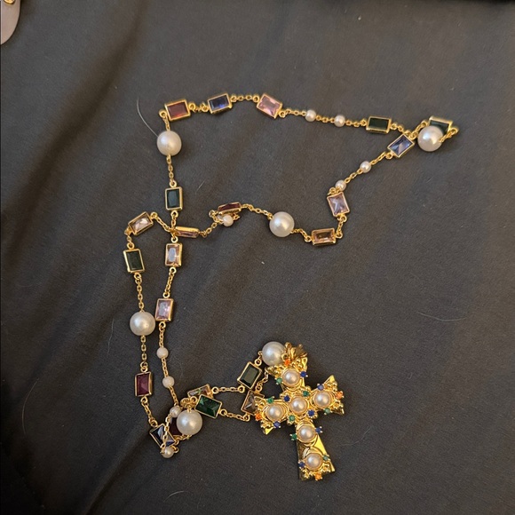 Jewelry - Elegant Gold and Pearl Cross Necklace